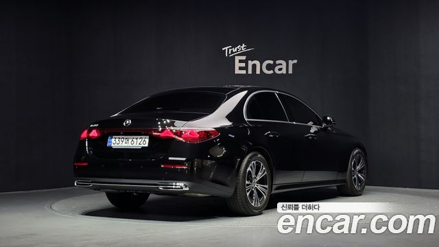 Mercedes-Benz E-Class W214 E200 Avantgarde - фото 1