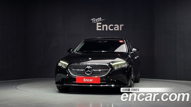 Mercedes-Benz E-Class W214 E200 Avantgarde - фото 2