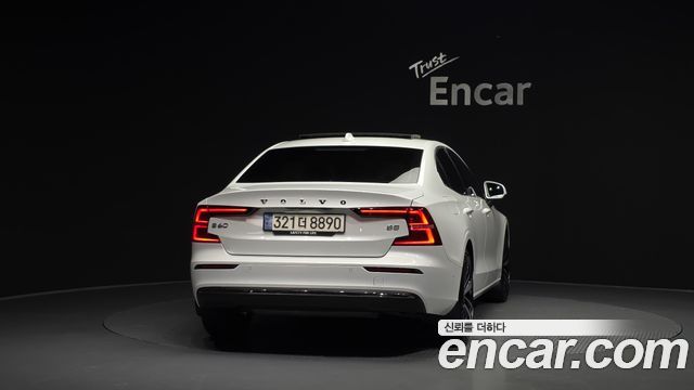 Volvo S60 3-го поколения B5 Ultimate Bright - фото 3