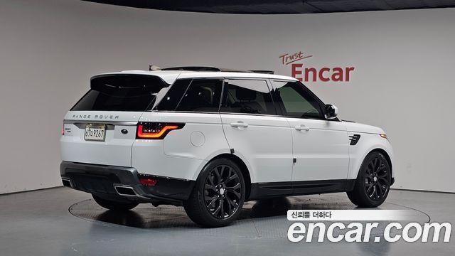 Land Rover Range Rover Sport 2-го поколения 3.0 SC HSE Dynamic - фото 0