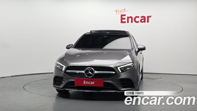 Mercedes-Benz A-Class W177 A250 4MATIC Sedan - фото 2