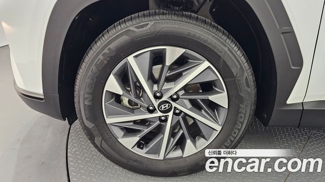 Hyundai Tucson NX4 Gasoline 1.6 Turbo 2WD Premium - фото 4