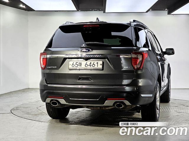 Ford Explorer 2.0 Ecoboost 2WD 5th - фото 2