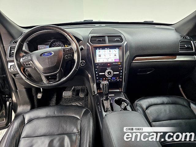 Ford Explorer 2.0 Ecoboost 2WD 5th - фото 4