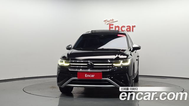 Volkswagen Tiguan 2.0 TSI Prestige - фото 1
