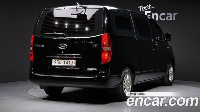 Hyundai Starex Новый Van 3-Seater Smart - фото 1