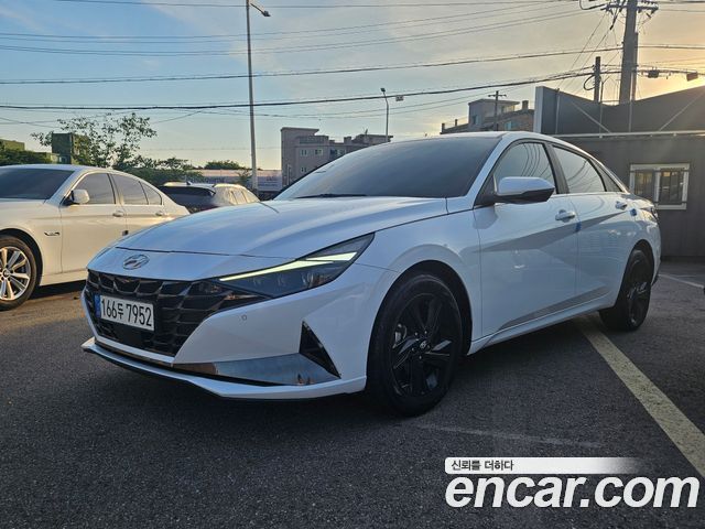 Hyundai Avante CN7 1.6 Inspiration - фото 0