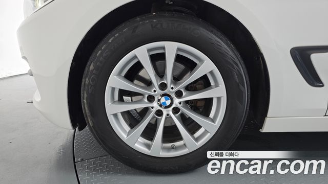 BMW Gran Turismo F34 GT 320d xDrive - фото 3