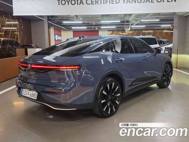 Toyota Crown 2.4 4WD Dual Boost HYbrid - фото 1