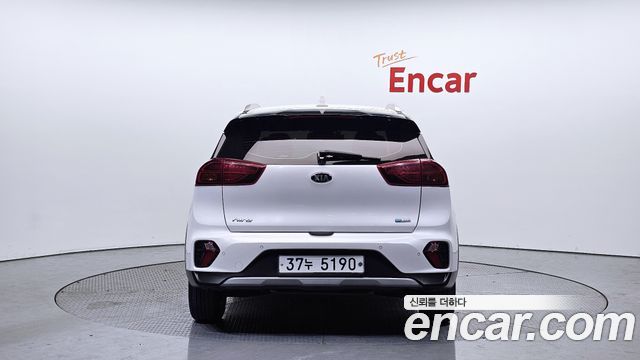 Kia Niro Новый 1.6 HEV Prestige - фото 3