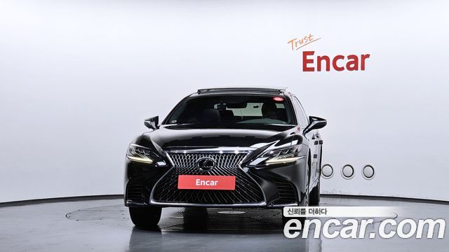Lexus LS LS500 3.5 Platinum AWD - фото 2