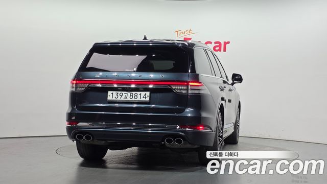 Lincoln Aviator 2-го поколения 3.0 Black Label AWD - фото 3