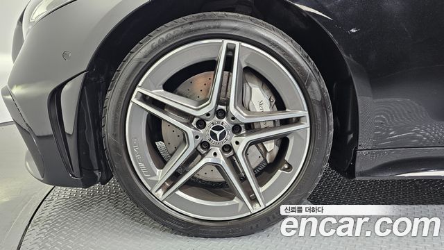 Mercedes-Benz CLS-Class C257 CLS300d 4MATIC - фото 4