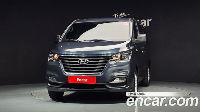 Hyundai Starex Новый Van 3-Seater Smart - фото 2