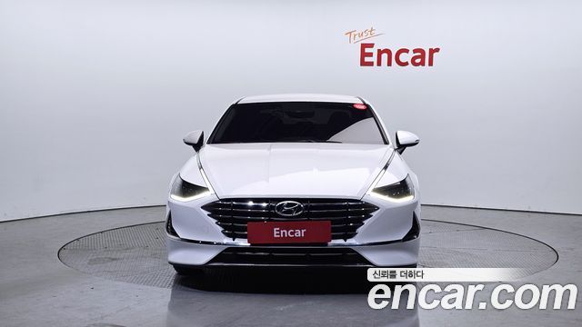 Hyundai Sonata DN8 2.0 Premium - фото 2