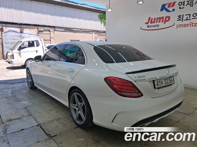 Mercedes-Benz C-Class W205 C200 Avantgarde - фото 2