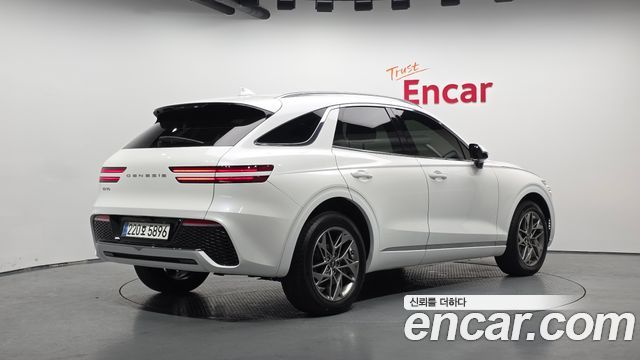 Genesis GV70 2.2 Diesel 2WD - фото 1