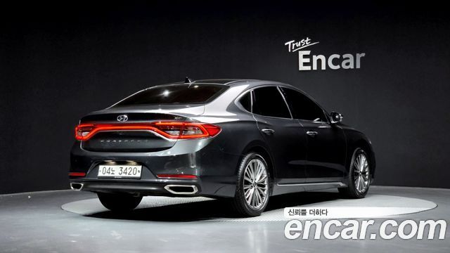 Hyundai Grandeur IG 3.0 Exclusive Special - фото 0