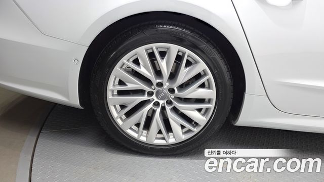 Audi A7 45 TDI Quattro Premium - фото 4