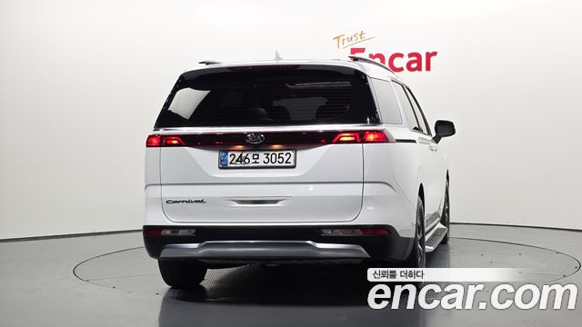 Kia Carnival 4-го поколения 9-Seater Noblesse - фото 3