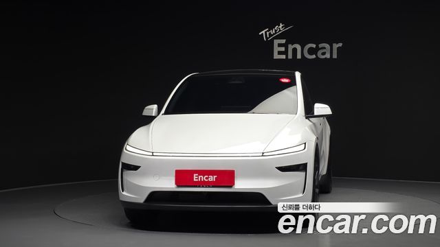 Tesla Model Y RWD - фото 2