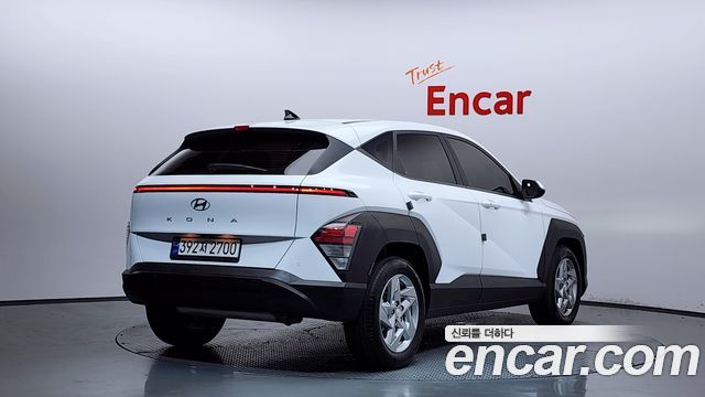 Hyundai Kona SX2 Gasoline 2.0 2WD Modern - фото 1