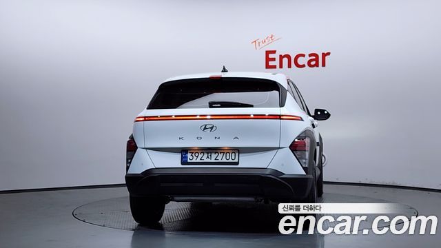 Hyundai Kona SX2 Gasoline 2.0 2WD Modern - фото 3