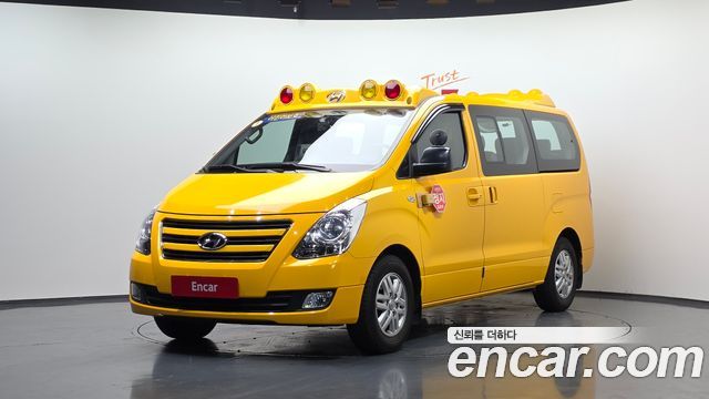 Hyundai Starex Новый Wagon 12-Seater Smart - фото 0