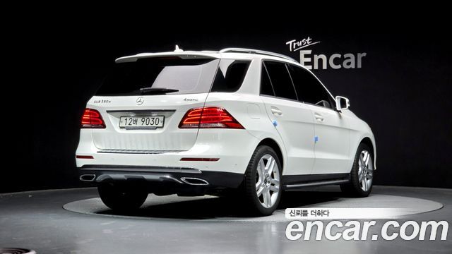 Mercedes-Benz GLE-Class W166 GLE350 d 4MATIC - фото 1