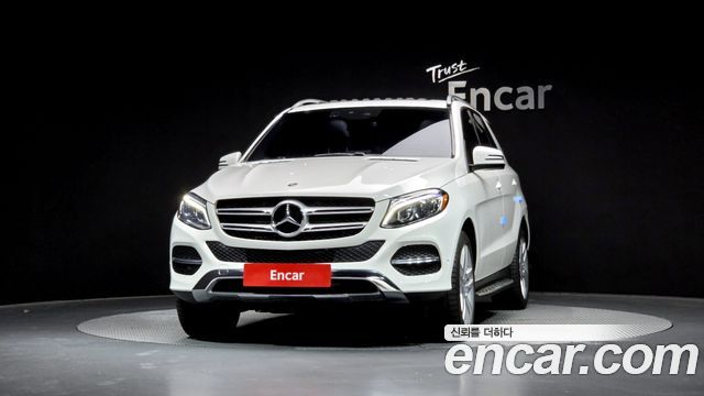 Mercedes-Benz GLE-Class W166 GLE350 d 4MATIC - фото 2