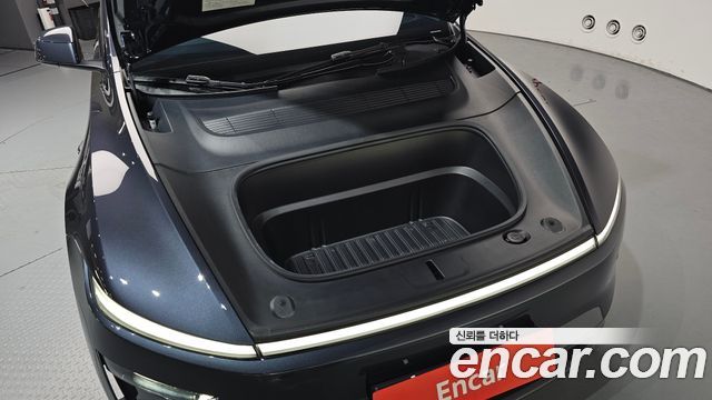 Tesla Model Y RWD - фото 4