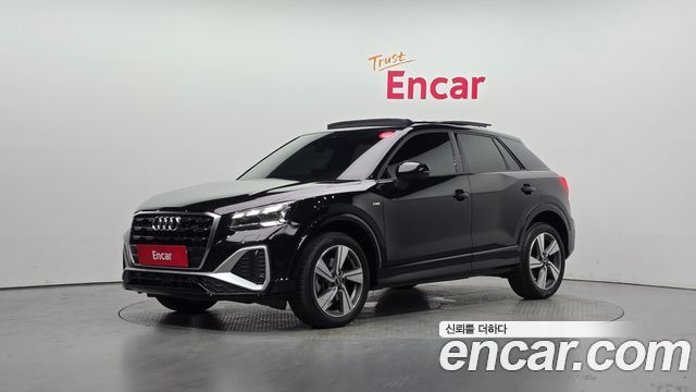 Audi Q2 35 TDI Premium - фото 0