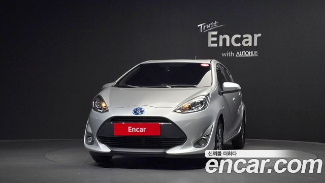 Toyota Prius 1.5 - фото 2