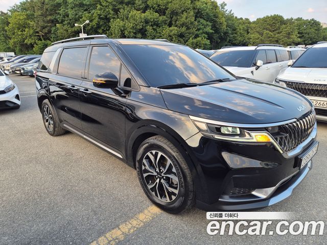 Kia Carnival 4-го поколения 9-Seater Noblesse - фото 2
