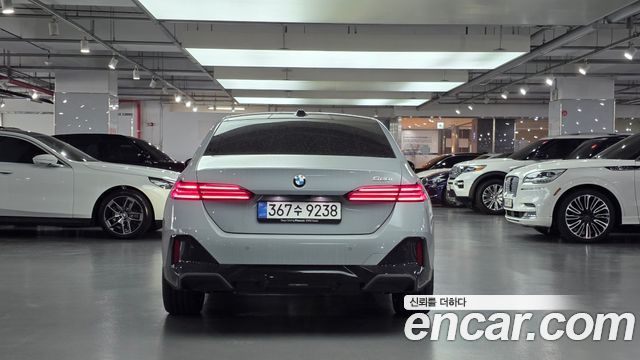 BMW 5-Series G60 520i M Sport - фото 0