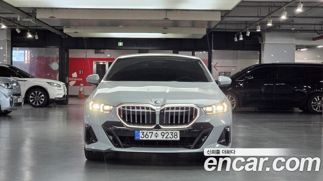 BMW 5-Series G60 520i M Sport - фото 3