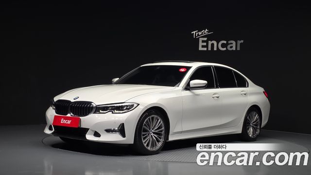 BMW 3-Series G20 320i Luxury - фото 0
