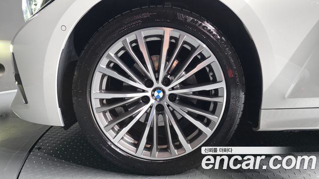 BMW 3-Series G20 320i Luxury - фото 4