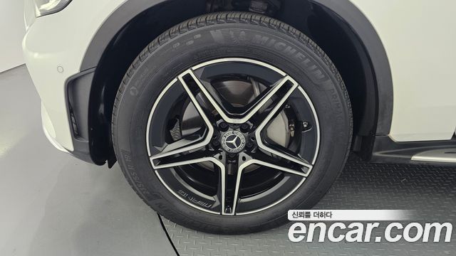 Mercedes-Benz GLC-Class X253 GLC300 4MATIC Premium Coupe - фото 4