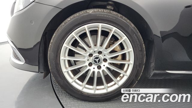 Mercedes-Benz E-Class W213 E250 Exclusive - фото 4