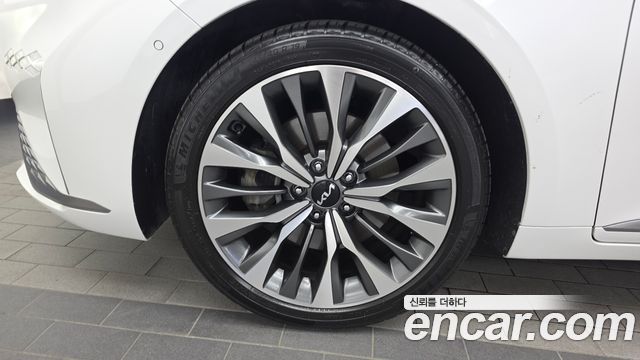 Kia K8 2.5 Gasoline 2WD Signature - фото 4