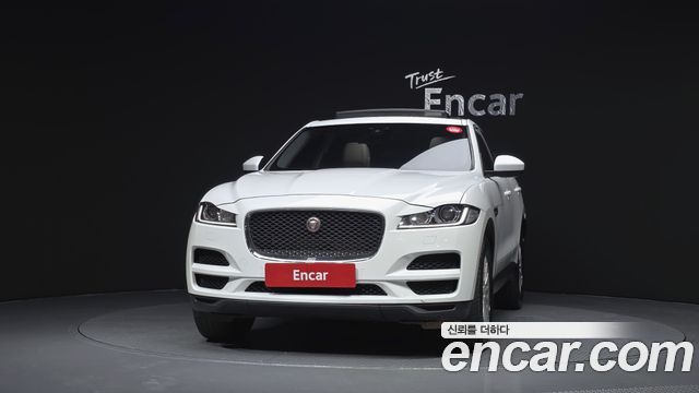 Jaguar F-PACE 20d Prestige - фото 2
