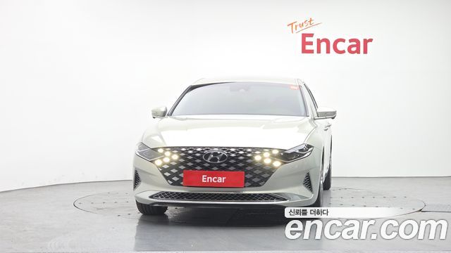 Hyundai Grandeur Новый IG 2.5 Calligraphy - фото 2