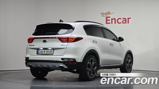 Kia Sportage Diesel 2.0 2WD Signature - фото 1