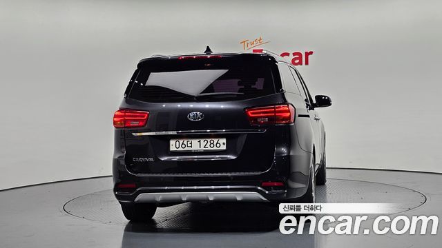 Kia Carnival Новый 9-Seater Prstige - фото 3