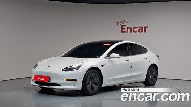 Tesla Model 3 Long Range AWD - фото 0