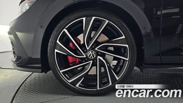 Volkswagen Golf 8-го поколения 2.0 GTI - фото 3