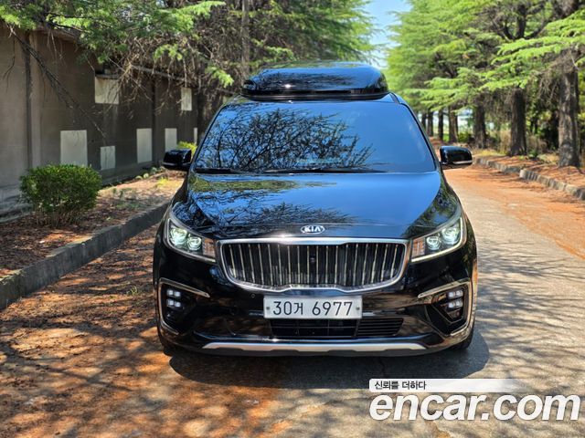 Kia Carnival Новый 9-Seater Noblesse Special - фото 0