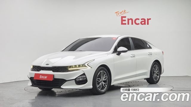 Kia K5 3-го поколения 2.0 Prestige - фото 0