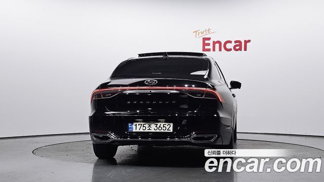 Hyundai Grandeur Новый IG, гибрид Le Blanc - фото 3